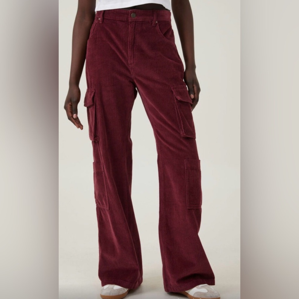 Cotton On Women's Cargo Pants Wide Leg Berry Maroon Corduroy Size 4